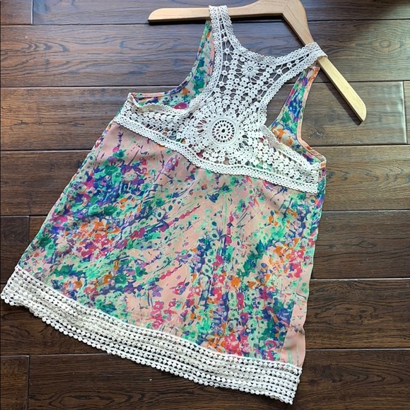 Collective Concepts floral crochet racer back tank - Picture 8 of 8
